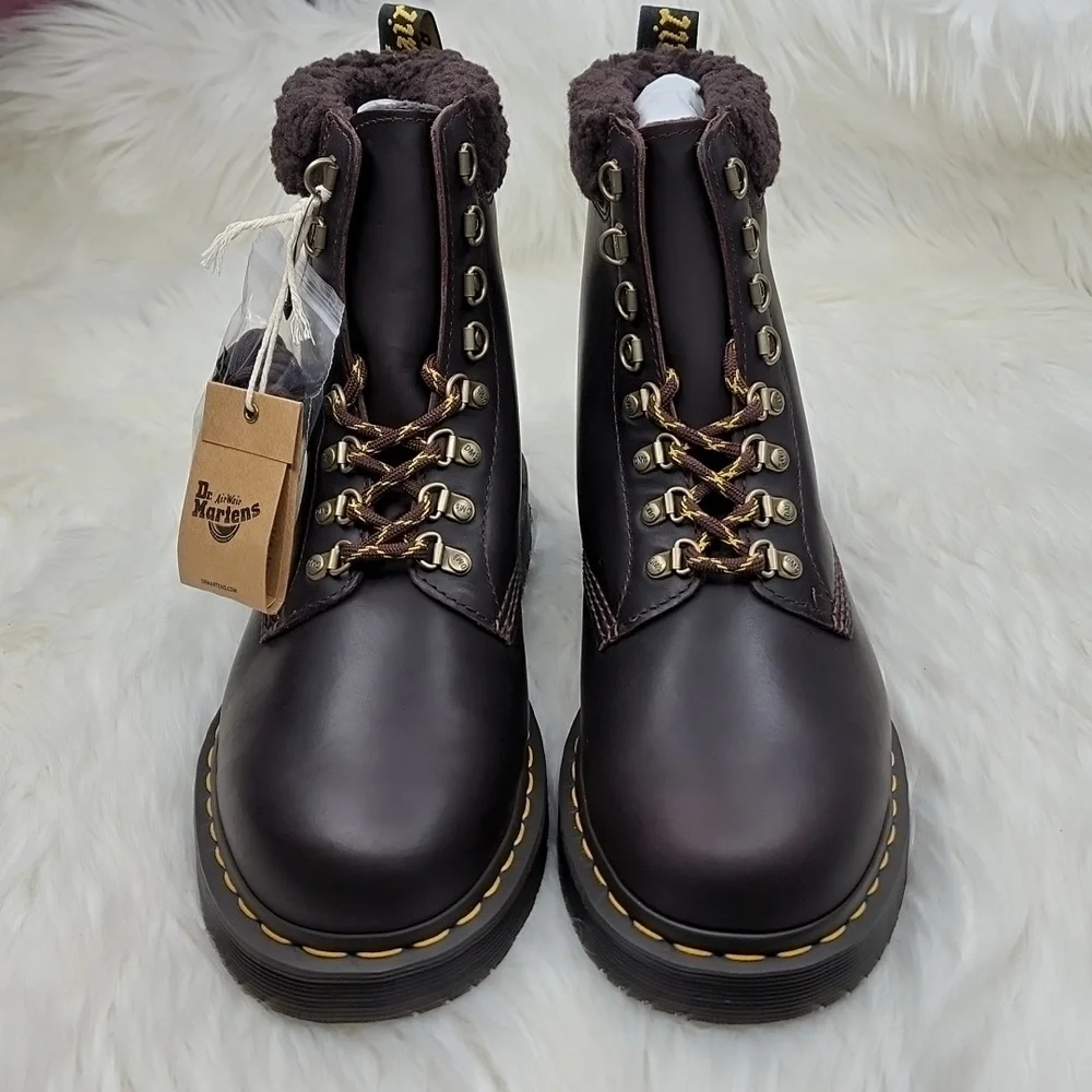 Dr. Martens 1460 Collar Leather Waterproof Boots New In Box